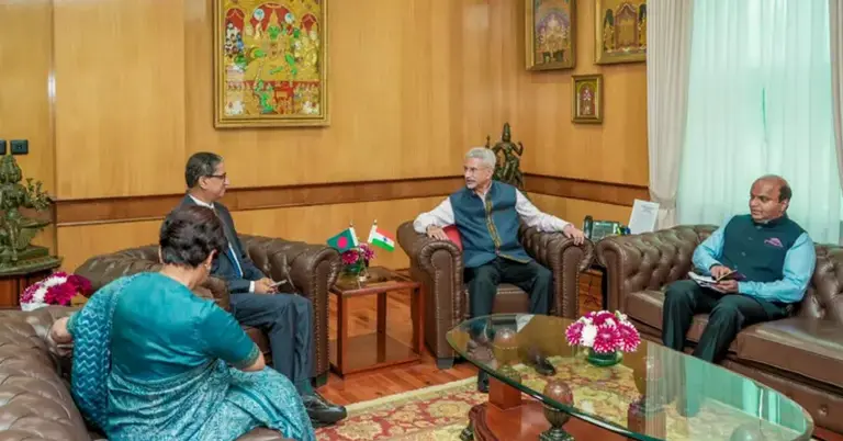 এম রিয়াজ হামিদুল্লাহ ও জয়শংকর